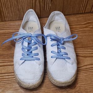 Gap Kids Size 4 Canvas and Lace Espadrille Comfort Fashion Shoes Sneakers